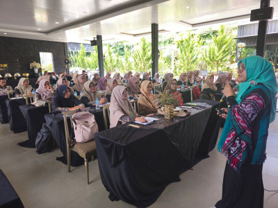 Workshop Peningkatan Kompetensi Guru MIN 2 Batang: Implementasi Deep Learning, Koding dan Kecerdasan Artifisial, serta Kurikulum Berbasis Cinta